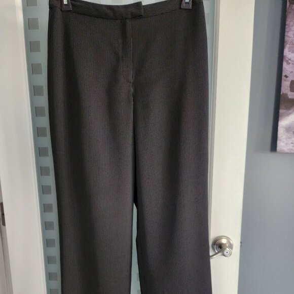 Jones New York: Womens 2pc Pant Suit (size 10) - Picture 8 of 10